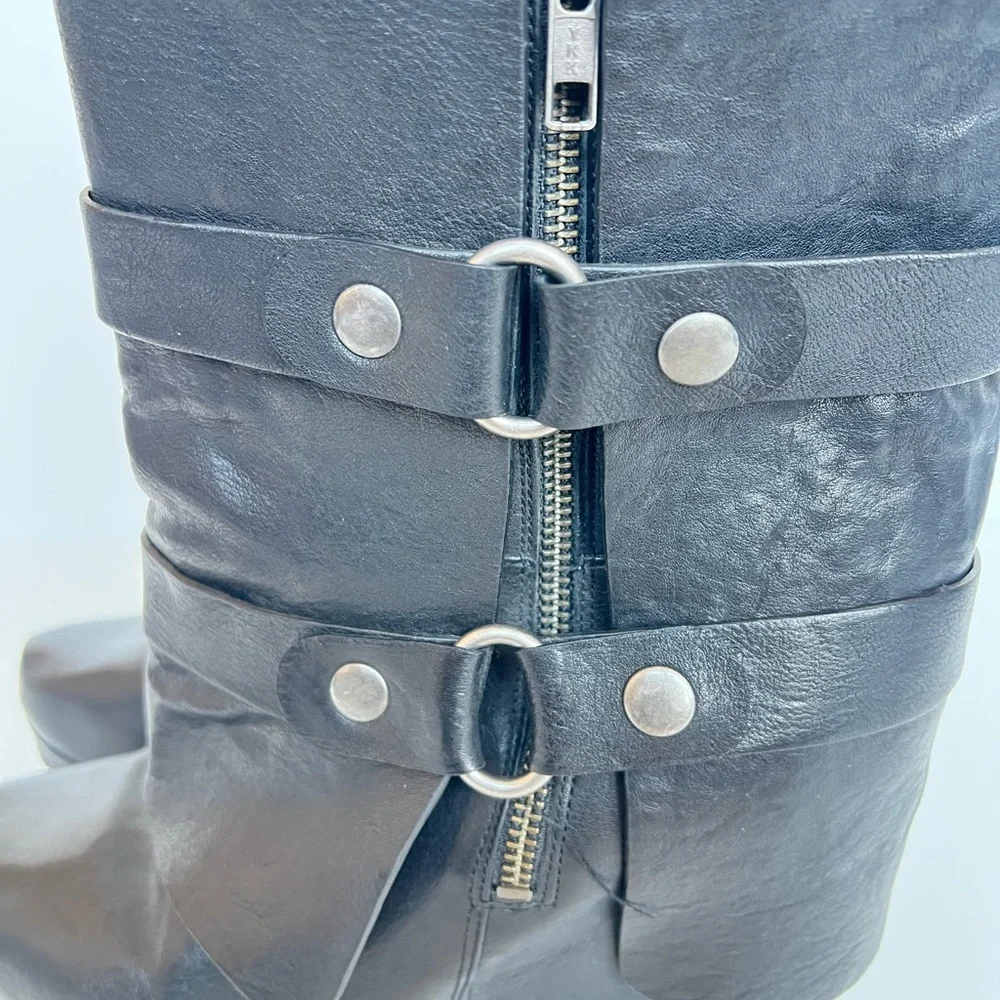 Vera Wang Lavender York Wedge Boots - Picture 7 of 15